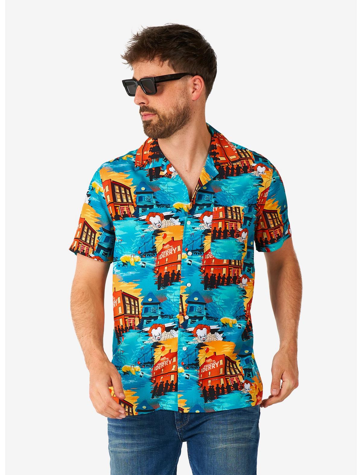 IT Short Sleeve Button-Up Shirt - US 9078