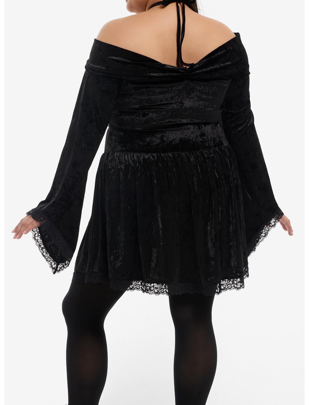 Cosmic Aura Black Velvet Halter Dress Plus Size - US 6772