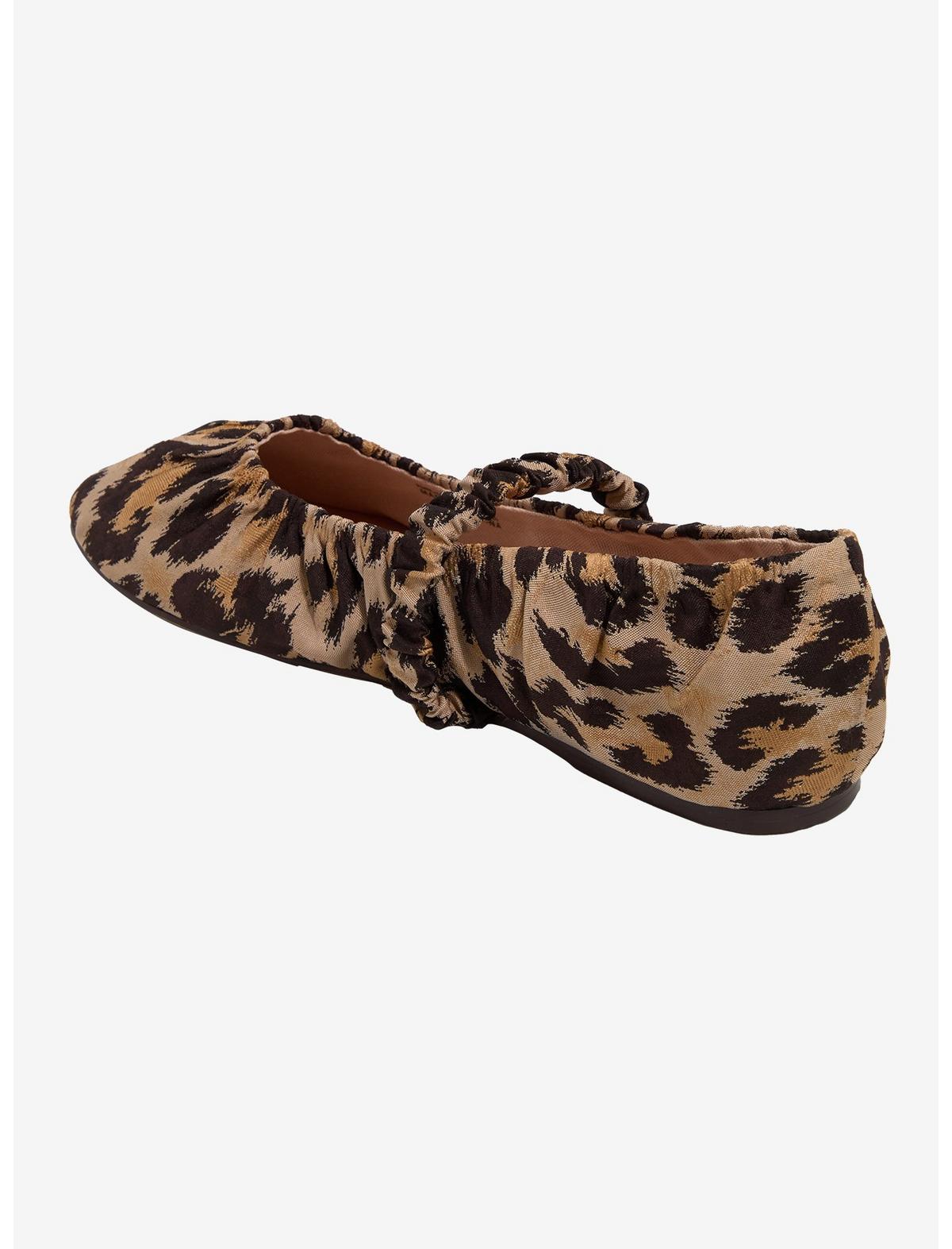 Chinese Laundry Leopard Avery Flats - US 5612