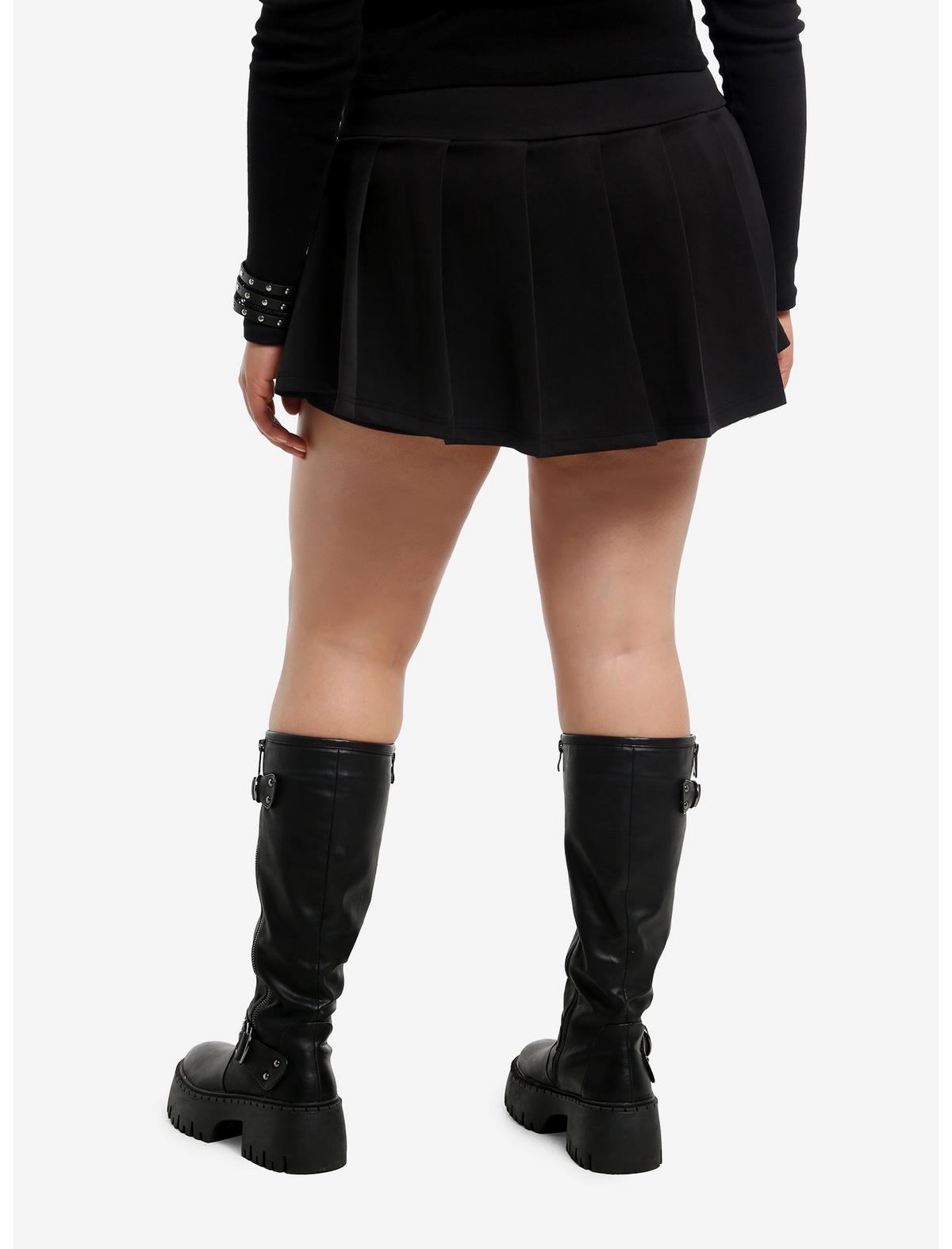 Black Pleated Skort Plus Size - US 6162