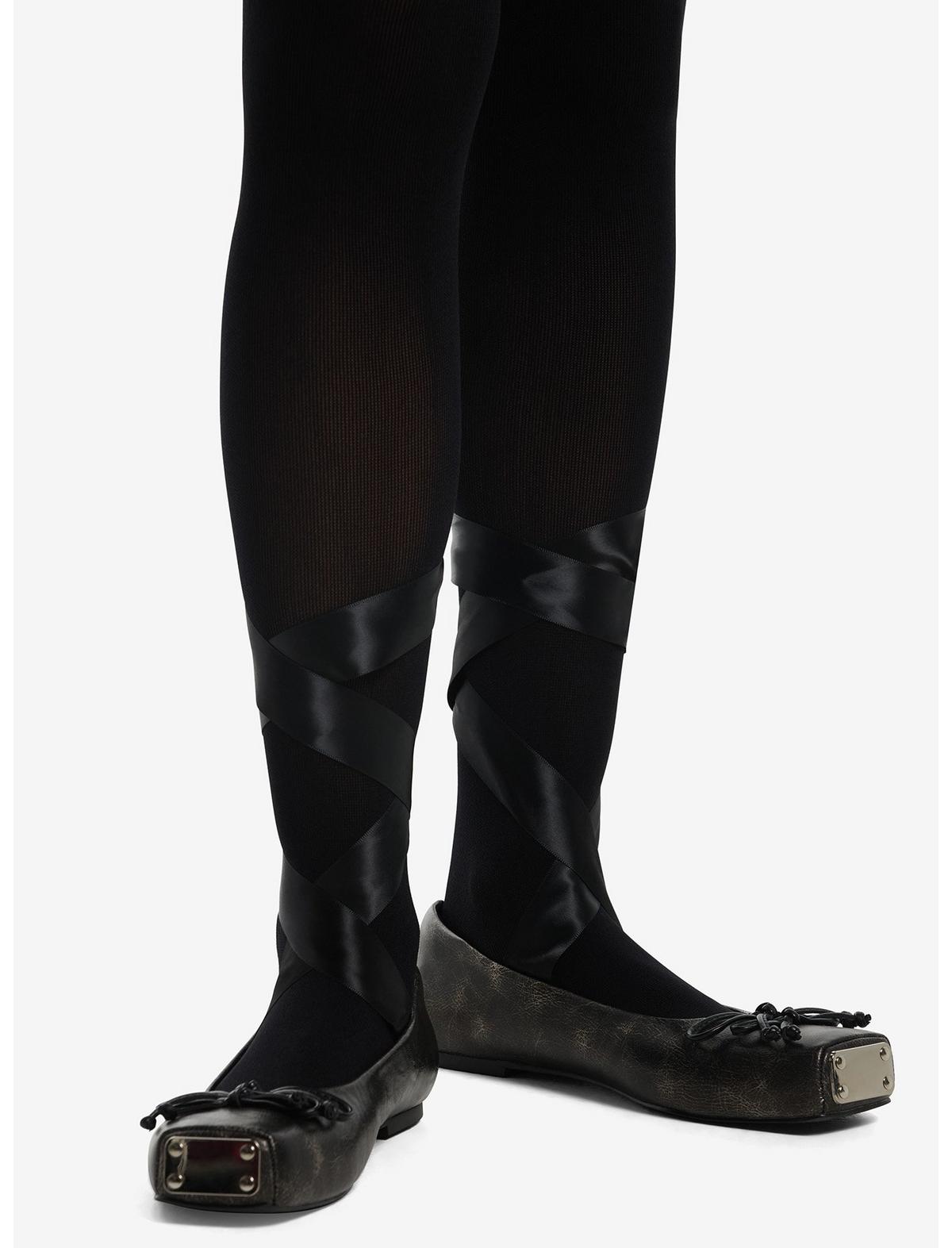 Koi Metallic Black Blithe Metal Toe Lace-Up Flats - US 2587