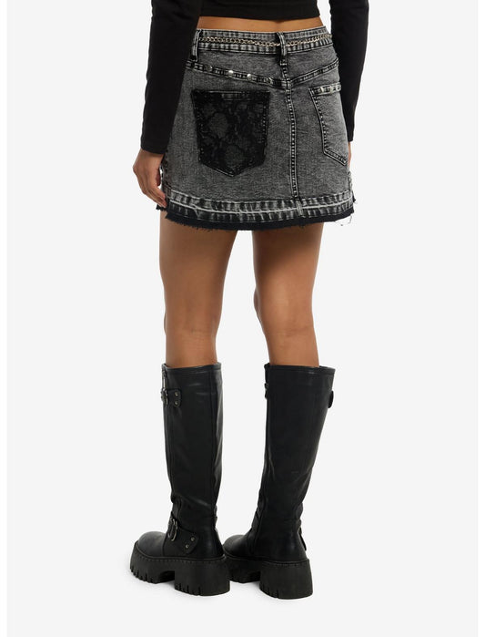 Cosmic Aura Black Destructed Belted Denim Skirt - US 4447