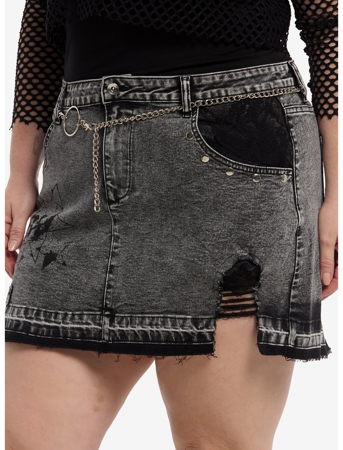 Cosmic Aura Black Destructed Belted Denim Skirt Plus Size - US 3393