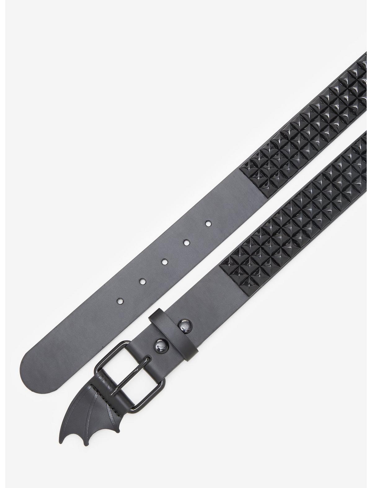 Black Bat Wing Pyramid Stud Belt - US 3093
