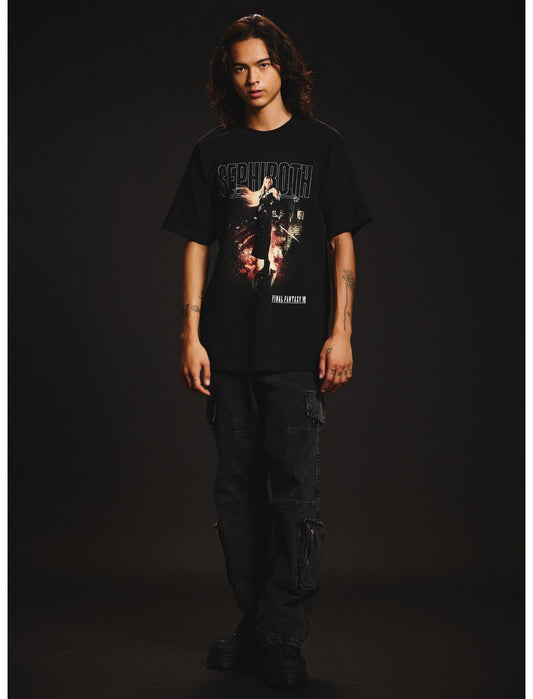 FINAL FANTASY VII REMAKE Sephiroth T-Shirt Hot Topic Exclusive - US 1569