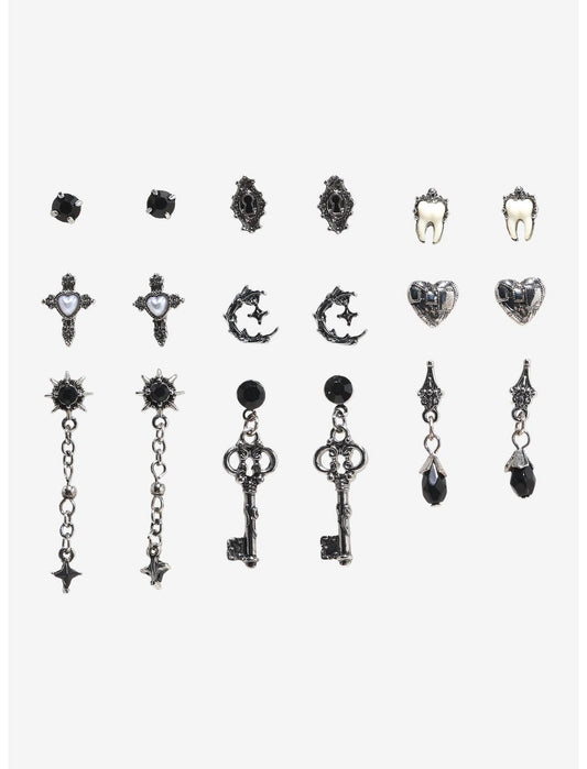 Cosmic Aura Gothic Key Heart Earring Set - US 7772