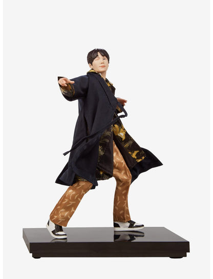 BTS Suga Deluxe Statue - US 0635