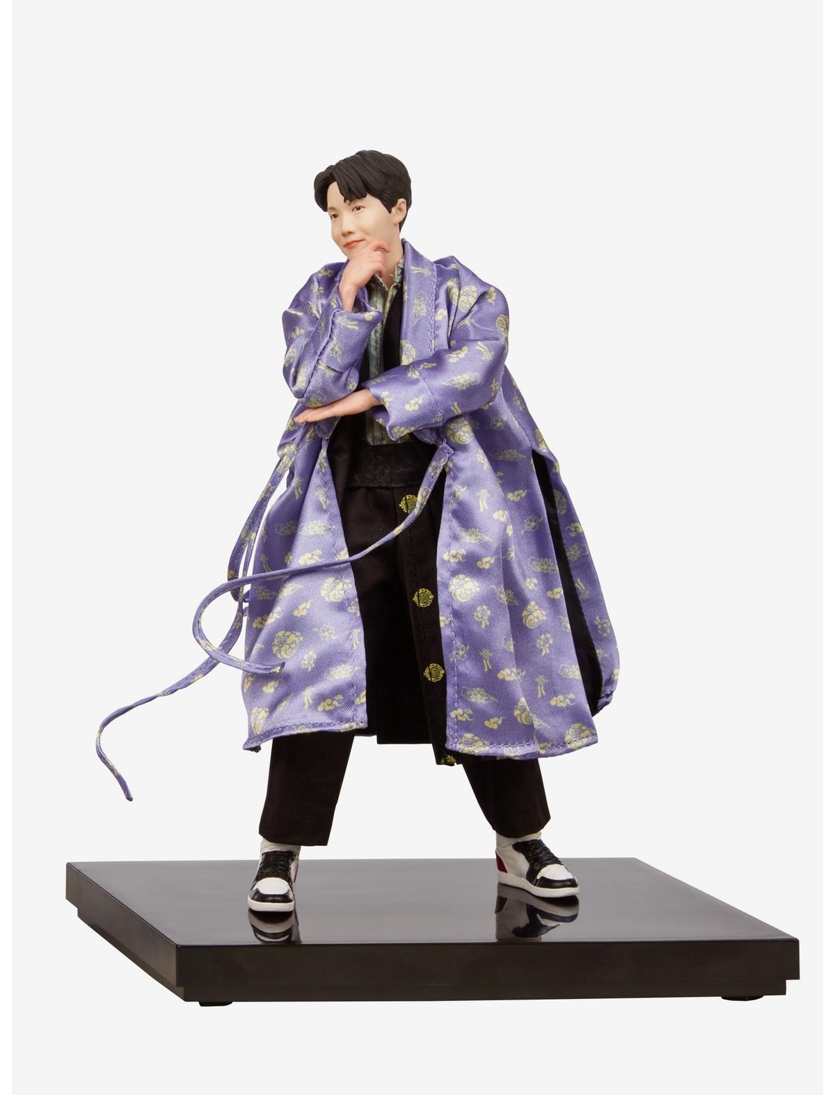 BTS j-hope Deluxe Statue - US 8484