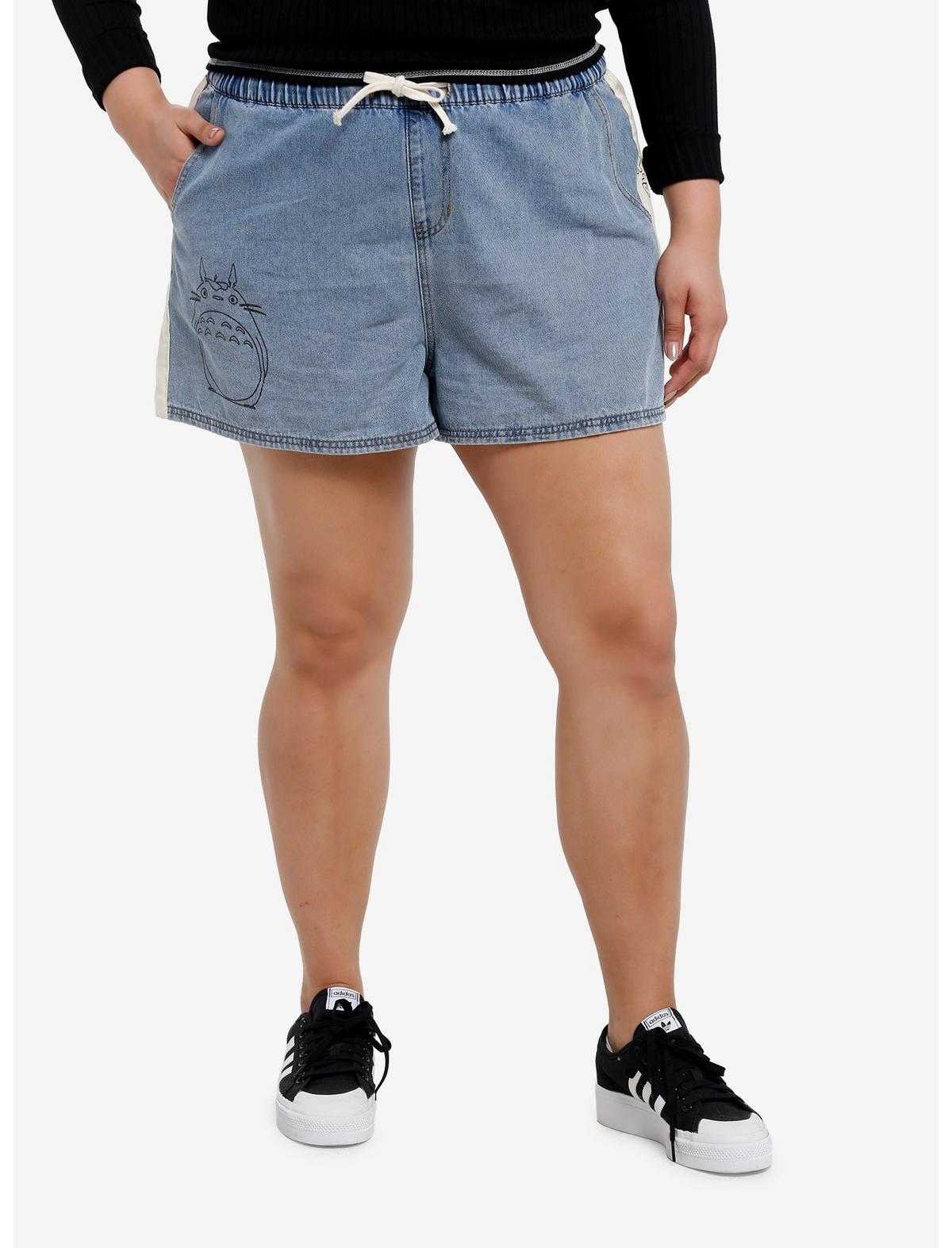 Her Universe Studio Ghibli® My Neighbor Totoro Drawcord Denim Shorts Plus Size - US 3010