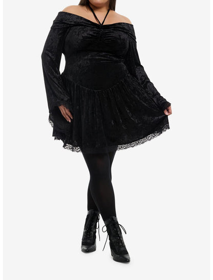 Cosmic Aura Black Velvet Halter Dress Plus Size - US 6772