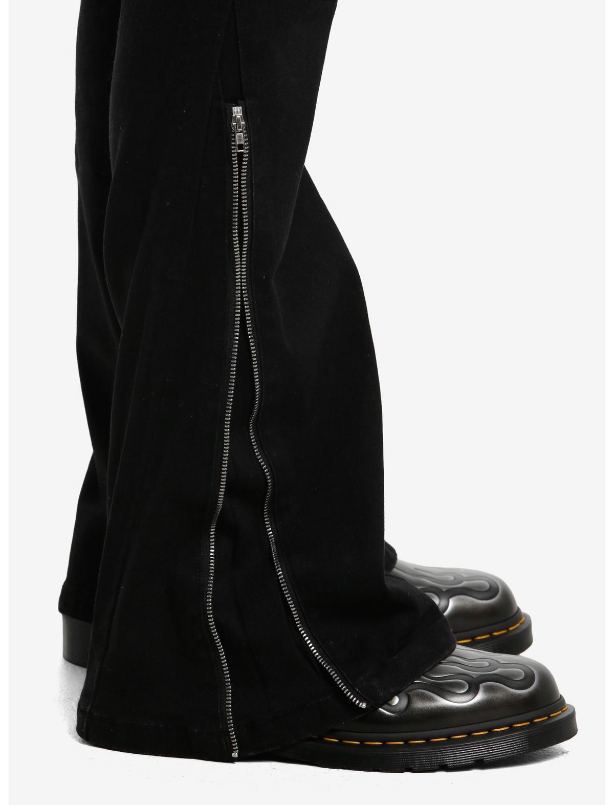Black Zipper Cargo Flare Jeans - US 2676