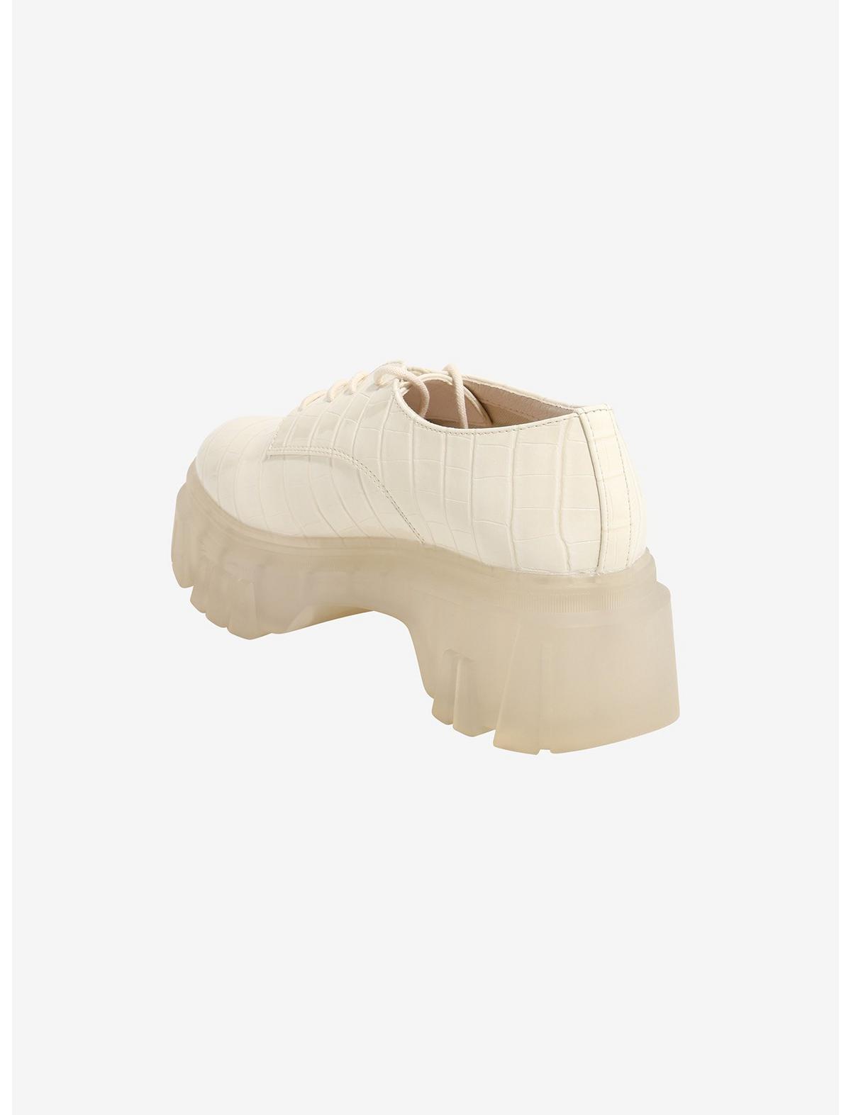 Chinese Laundry Cream Jetsy Platform Loafers - US 4352