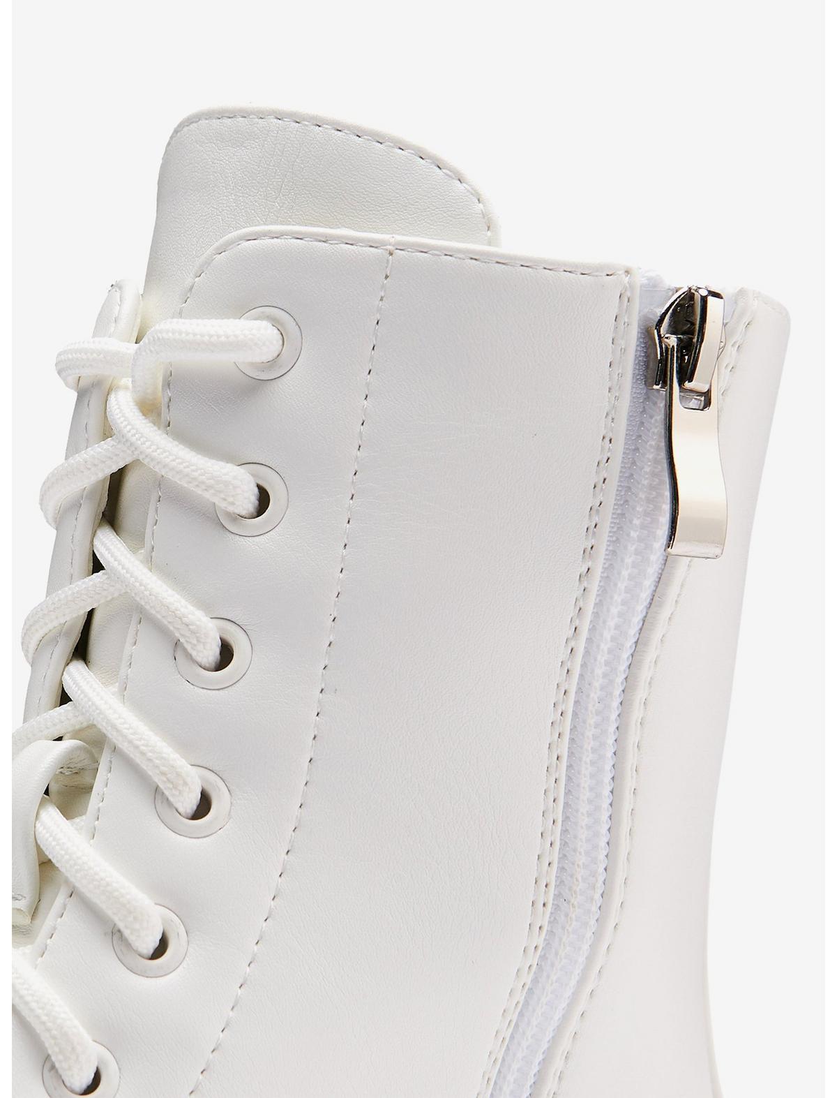 Koi White Rancor Platform Boots - US 3238