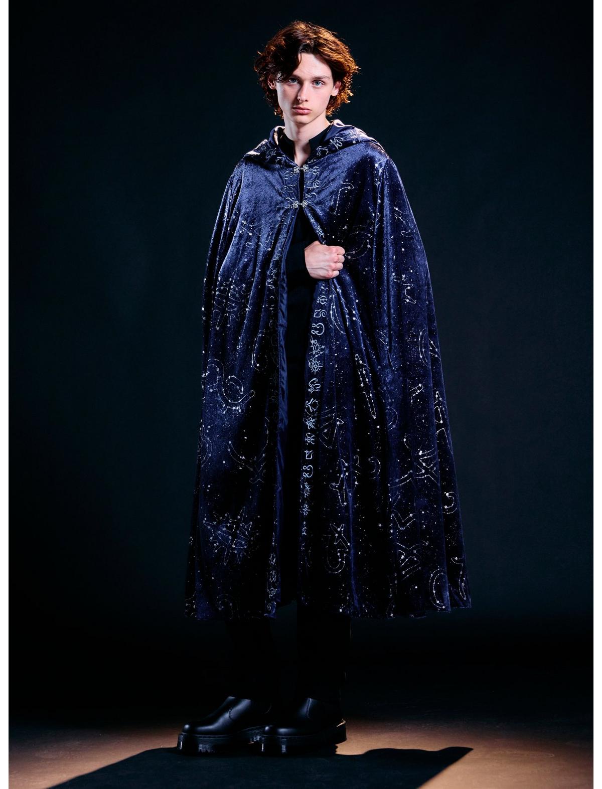 Dungeons & Dragons Wizard Velvet Cape - US 2449