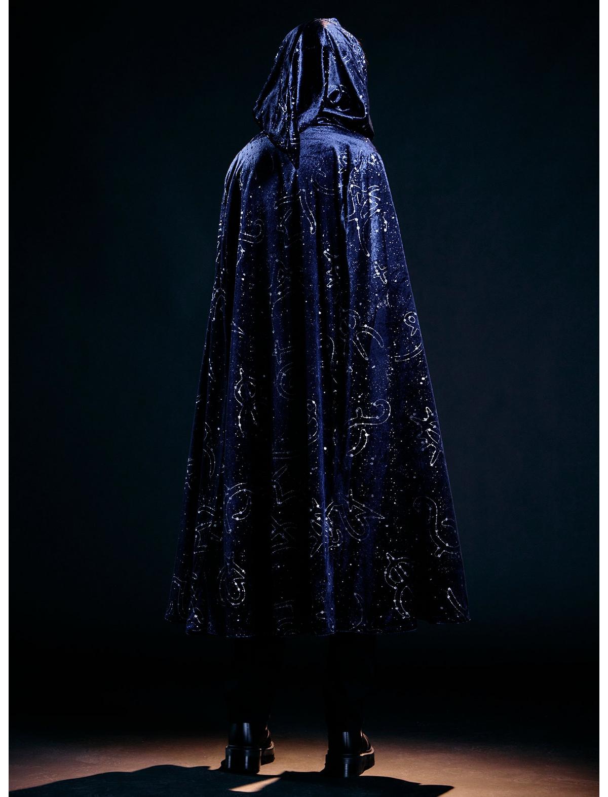 Dungeons & Dragons Wizard Velvet Cape - US 2449