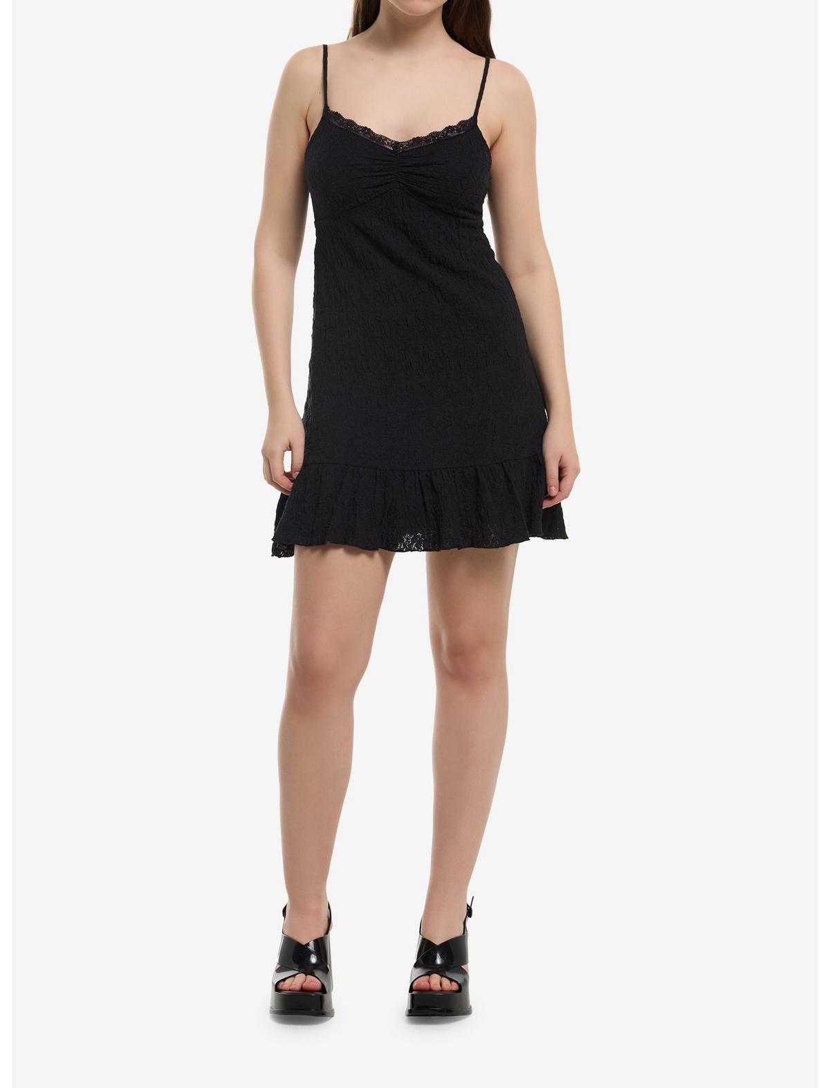 Black Crinkle Lace Trim Mini Dress - US 2952