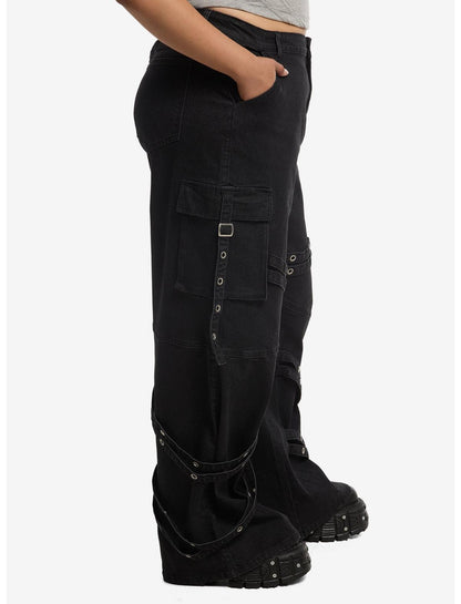 Black Strappy Cargo Jeans Plus Size - US 2005