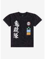Demon Slayer: Kimetsu No Yaiba Group Mineral Wash T-Shirt - US 0574