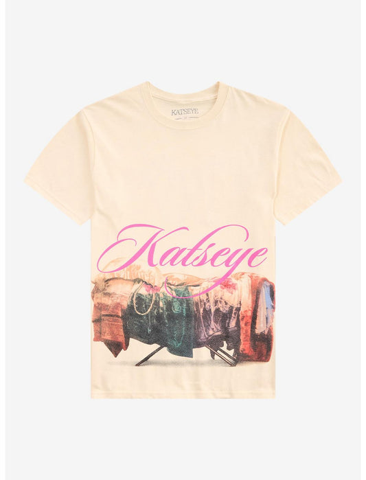 KATSEYE Pinky Up Clothes Pile T-Shirt - US 6831