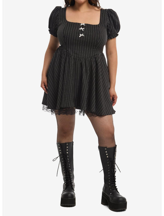 Black & White Pinstripe Dress Plus Size - US 8098